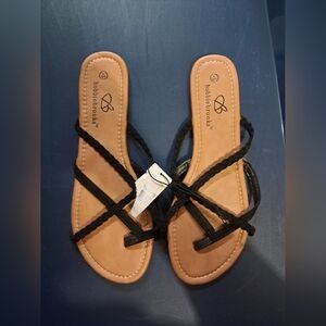 Bobbie Brooks Women's Black Sandals